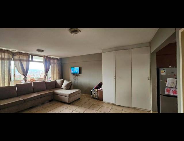 1 BEDROOM APARTMENT FOR SALE IN SUNNYSIDE